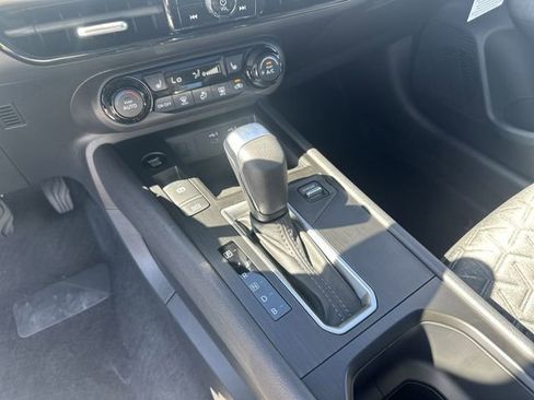 New 2026 Nissan Kicks SV w/ SV Premium Package image 25