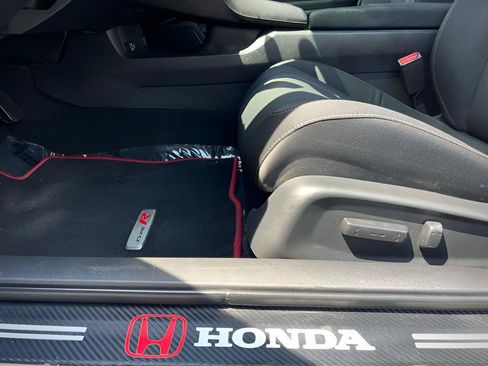 Used 2019 Honda Civic EX image 34