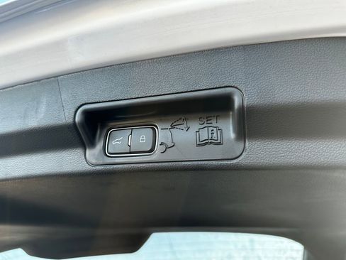 New 2026 Ford Explorer Platinum image 54