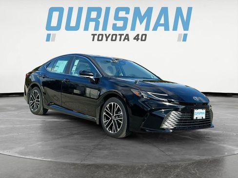 New 2026 Toyota Camry XLE image 9