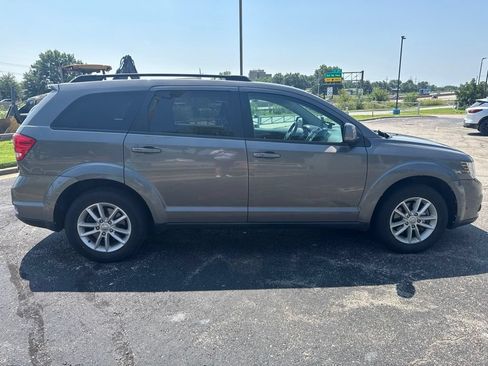 Used 2013 Dodge Journey SXT w/ Flexible Seating Group FWD image 2