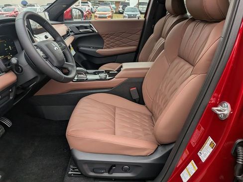 New 2026 Mitsubishi Outlander SEL image 14