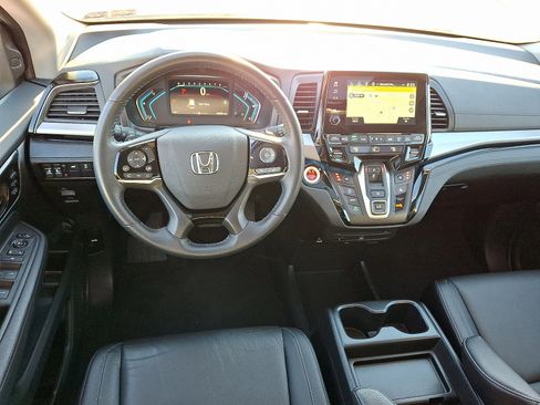 Certified 2023 Honda Odyssey Touring image 12