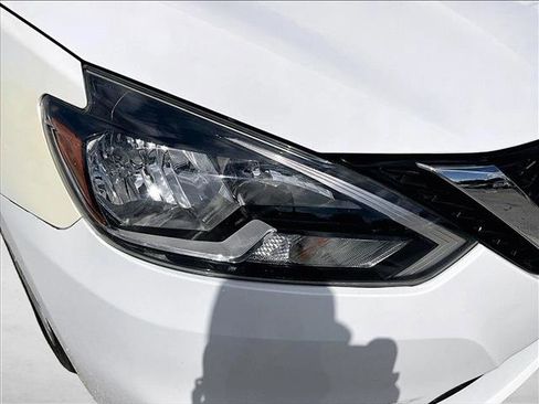 Used 2017 Nissan Sentra S FWD image 29