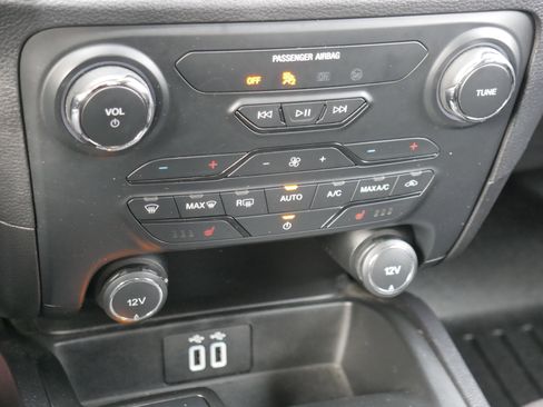 Certified 2019 Ford Ranger Lariat w/ Equipment Group 501A Mid image 14