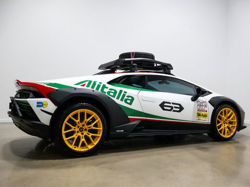 Used 2024 Lamborghini Huracan Sterrato AWD/4WD image 65