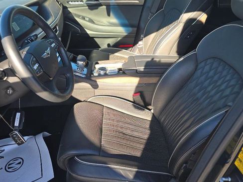 Used 2022 Genesis G90 5.0 Ultimate image 7