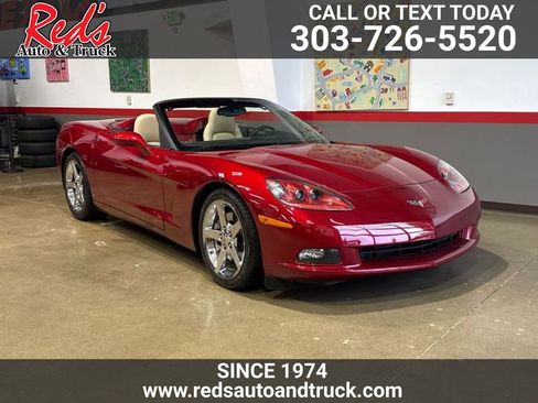 Used 2008 Chevrolet Corvette Convertible w/ Preferred Equipment Group RWD image 1