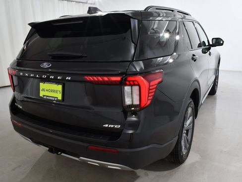 New 2025 Ford Explorer Active w/ Active Comfort Package image 12