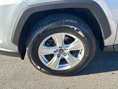 Used 2021 Toyota RAV4 XLE image 37