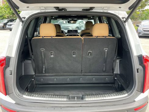 Used 2022 Kia Telluride SX w/ Towing Package FWD image 28