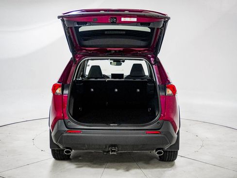 Used 2024 Toyota RAV4 XLE Premium image 8