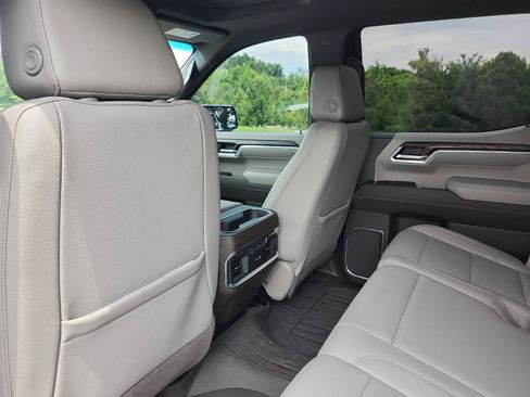 Certified 2023 GMC Sierra 1500 SLT w/ SLT Premium Plus Package AWD/4WD image 16