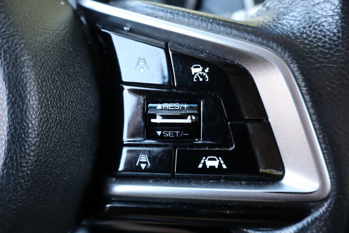 Used 2018 Subaru Outback 3.6R Limited AWD/4WD image 31