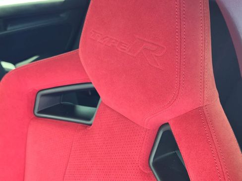 Used 2024 Honda Civic Type R image 13