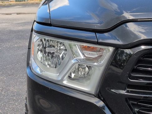 Used 2019 RAM 1500 Big Horn RWD image 9