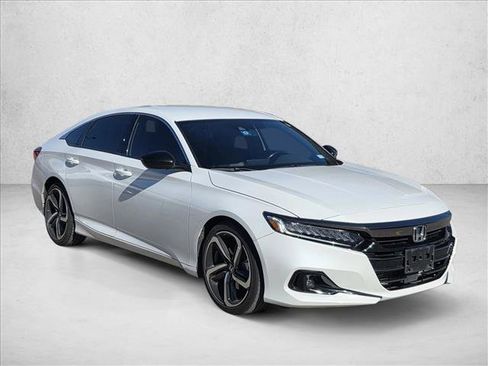 Used 2022 Honda Accord Sport image 3