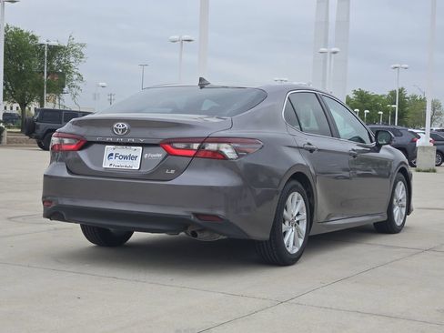 Used 2024 Toyota Camry LE w/ Convenience Package image 7