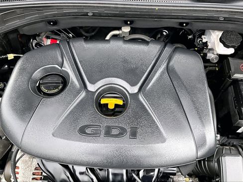 Used 2018 Hyundai Elantra GT FWD image 32