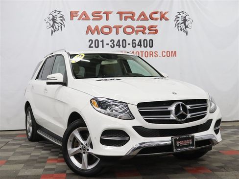 Used 2019 Mercedes-Benz GLE 400 4MATIC image 3
