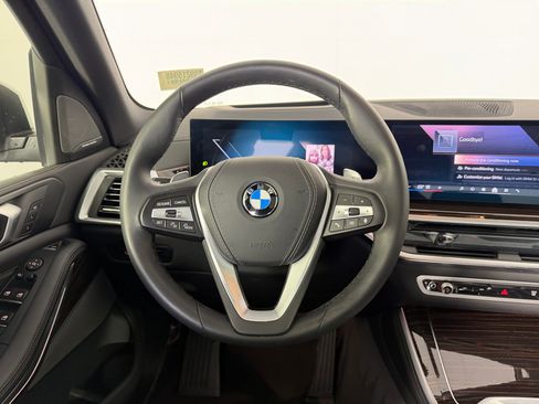 Used 2025 BMW X5 sDrive40i w/ Premium Package RWD image 11