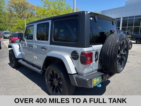 Used 2023 Jeep Wrangler Unlimited Sahara AWD/4WD image 22