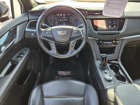 Certified 2022 Cadillac XT5 Premium Luxury w/ Technology Package AWD/4WD image 12
