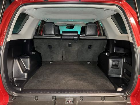 Used 2021 Toyota 4Runner SR5 Premium image 13