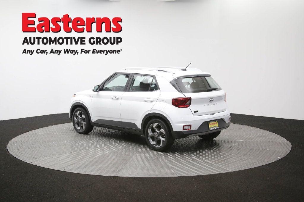 Used 2025 Hyundai Venue SEL FWD image 68