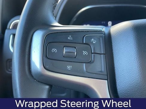 Used 2024 Chevrolet Suburban LT image 13