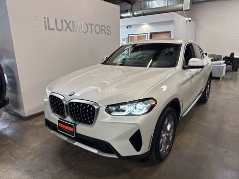 Used 2023 BMW X4 xDrive30i w/ Premium Package image 1