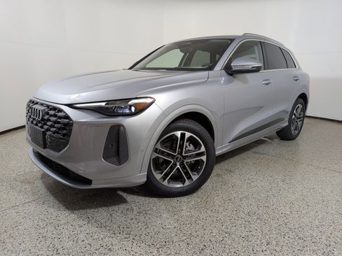 New 2025 Audi Q5 Prestige image 18