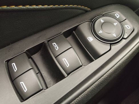 Used 2018 Chevrolet Traverse LT FWD image 27