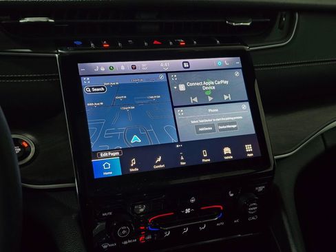 Used 2024 Jeep Grand Cherokee Limited 4xe image 13