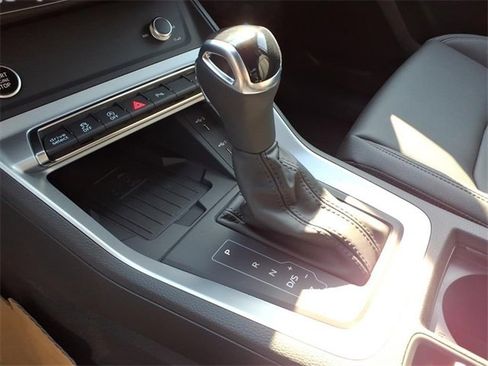 New 2025 Audi Q3 2.0T Premium image 10