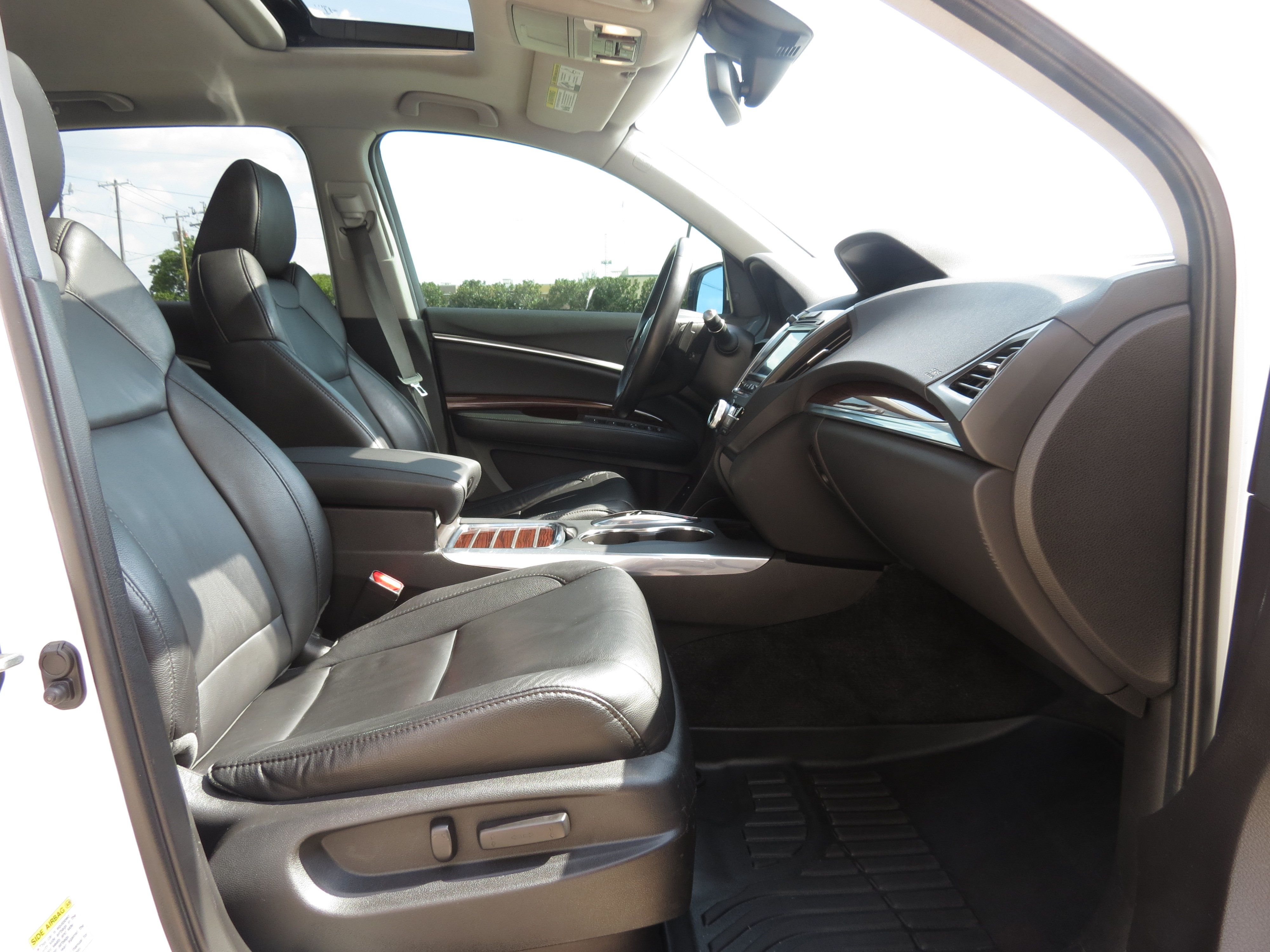 Used 2016 Acura MDX w/ Technology Package FWD image 32