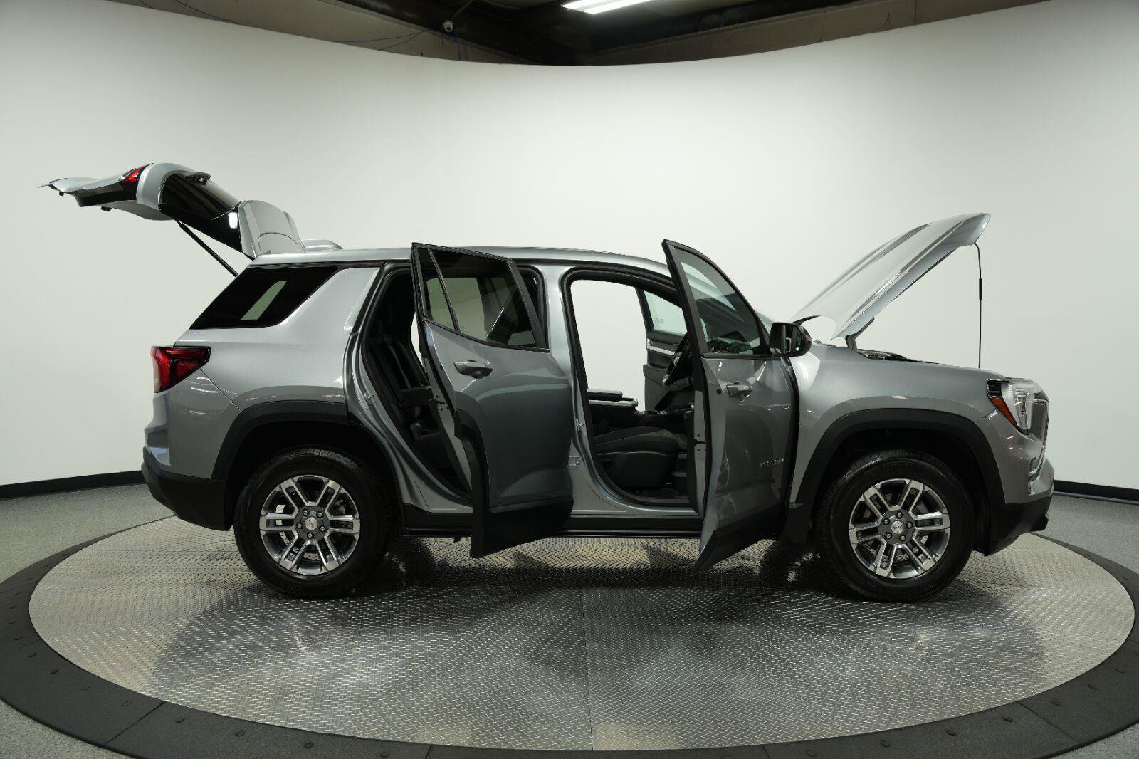 Certified 2026 GMC Terrain Elevation FWD image 11