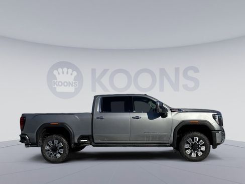 New 2026 GMC Sierra 3500 Denali w/ Denali Reserve Package image 5