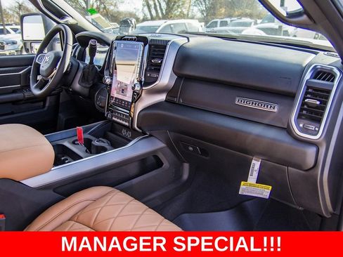 New 2025 RAM 2500 Big Horn AWD/4WD image 28