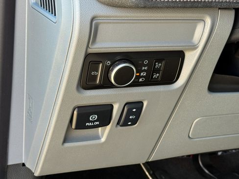 New 2025 Ford F150 Lightning Flash AWD/4WD image 27