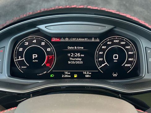 New 2026 Audi RS Q8 performance image 24