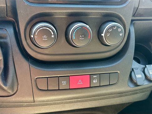 Used 2017 RAM ProMaster 1500 image 16