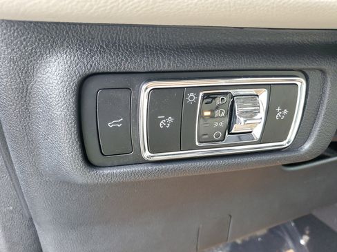 New 2026 Lincoln Corsair Premiere image 13