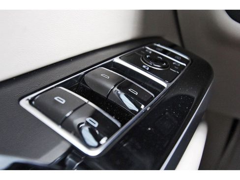 Certified 2025 Cadillac Escalade Sport Platinum w/ LPO, Floor Liner Package AWD/4WD image 21