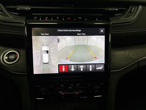 Used 2023 Jeep Grand Cherokee L Limited w/ Luxury Tech Group II image 40