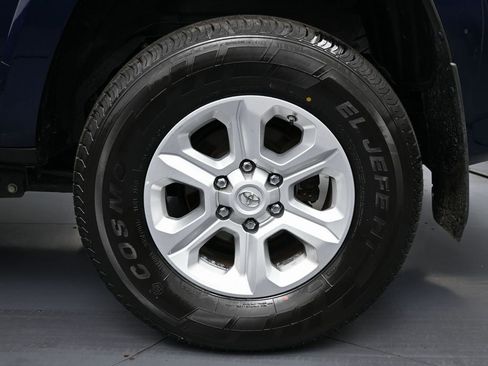 Used 2021 Toyota 4Runner SR5 Premium w/ Moonroof Package image 13