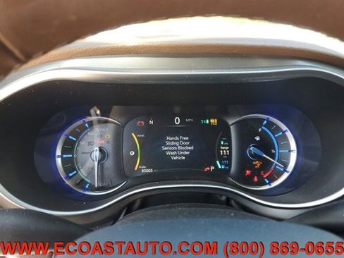 Used 2020 Chrysler Pacifica Limited w/ Advanced Safetytec Group image 9