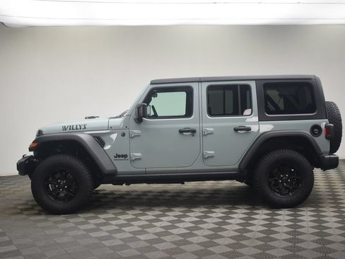 Used 2024 Jeep Wrangler Unlimited Sport AWD/4WD image 13