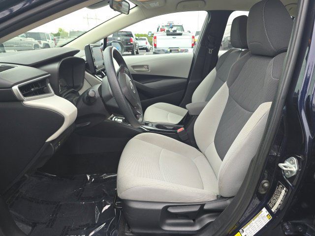 Used 2022 Toyota Corolla LE w/ Carpet Mat Package (TMS) FWD image 10