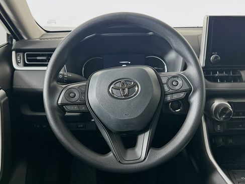 Used 2025 Toyota RAV4 XLE w/ Convenience Package image 18